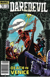 Daredevil - 221 - Newsstand
