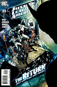 Justice League of America #35 by DC Comics