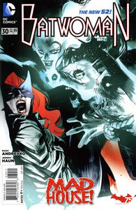 Batwoman #30 by DC Comics