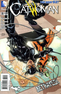 Catwoman #31 by DC Comics