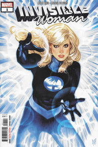 Invisible Woman - 01