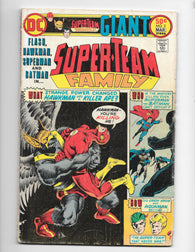Super-Team Family #3 by DC Comics