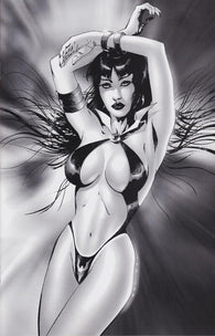 Vampirella Monthly #10 by Harris Comics