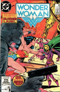 Wonder Woman #320 by DC Comics