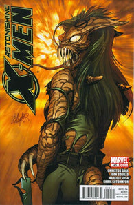 Astonishing X-Men #40 by Marvel Comics