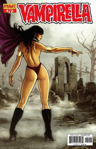 Vampirella #19 by Dynamite Comics